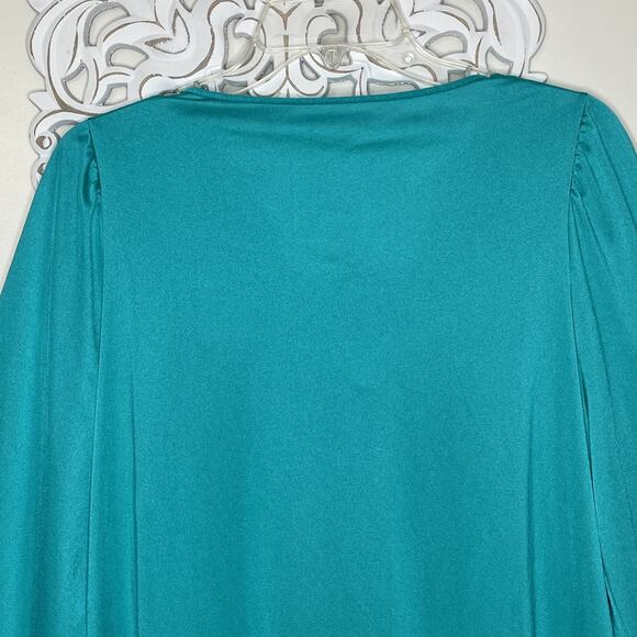 SHADOWLINE size L Nightgown Long Sleeves Machine Embroidered Neckline GREEN USA - Picture 9 of 16